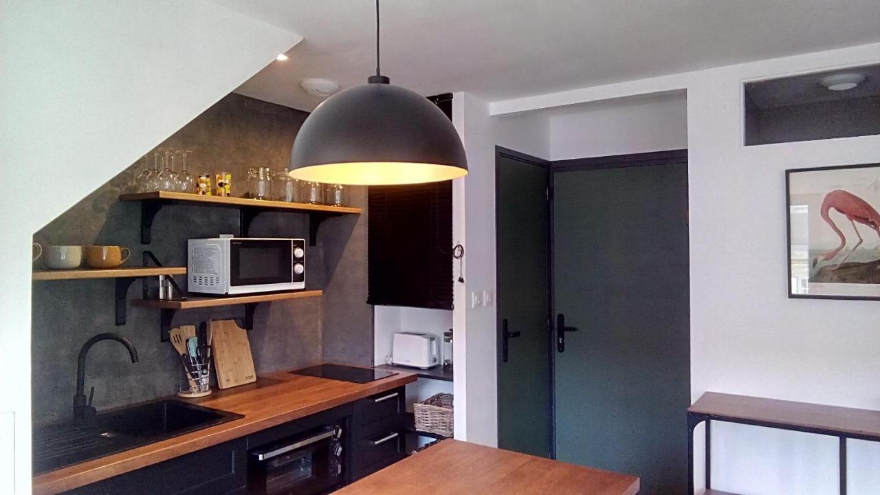 Les Appartements Du 31 - Centre Ville - 3E Etage - 35M2 캥페르 외부 사진